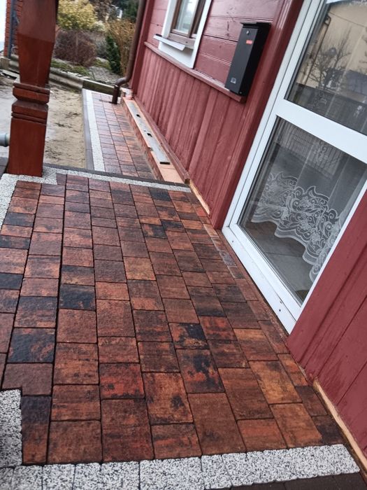 Kompleksowe usługi brukarskie, Układanie kostki