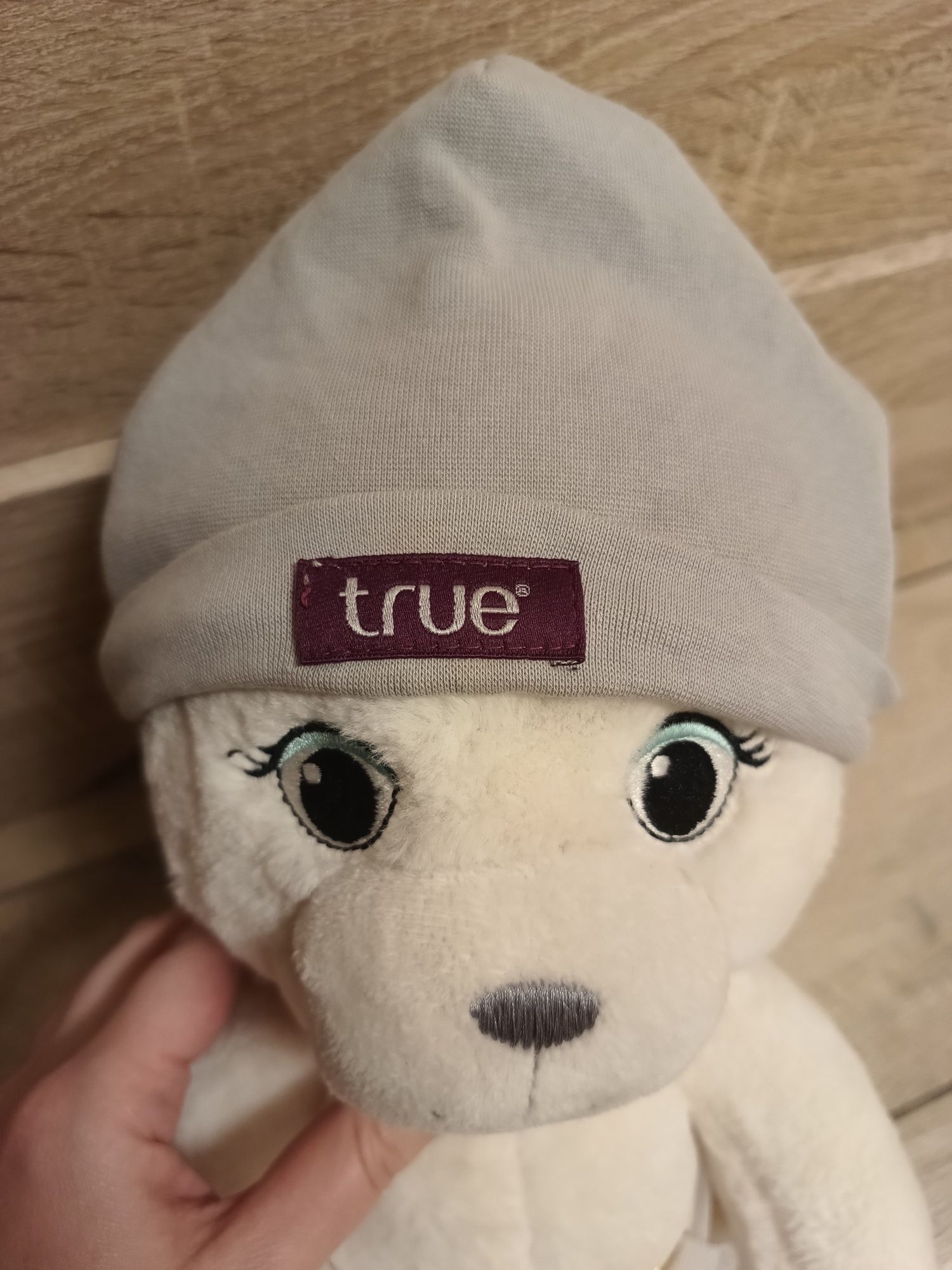 Szara dziecięca niemowlęca czapka z napisem True unisex
