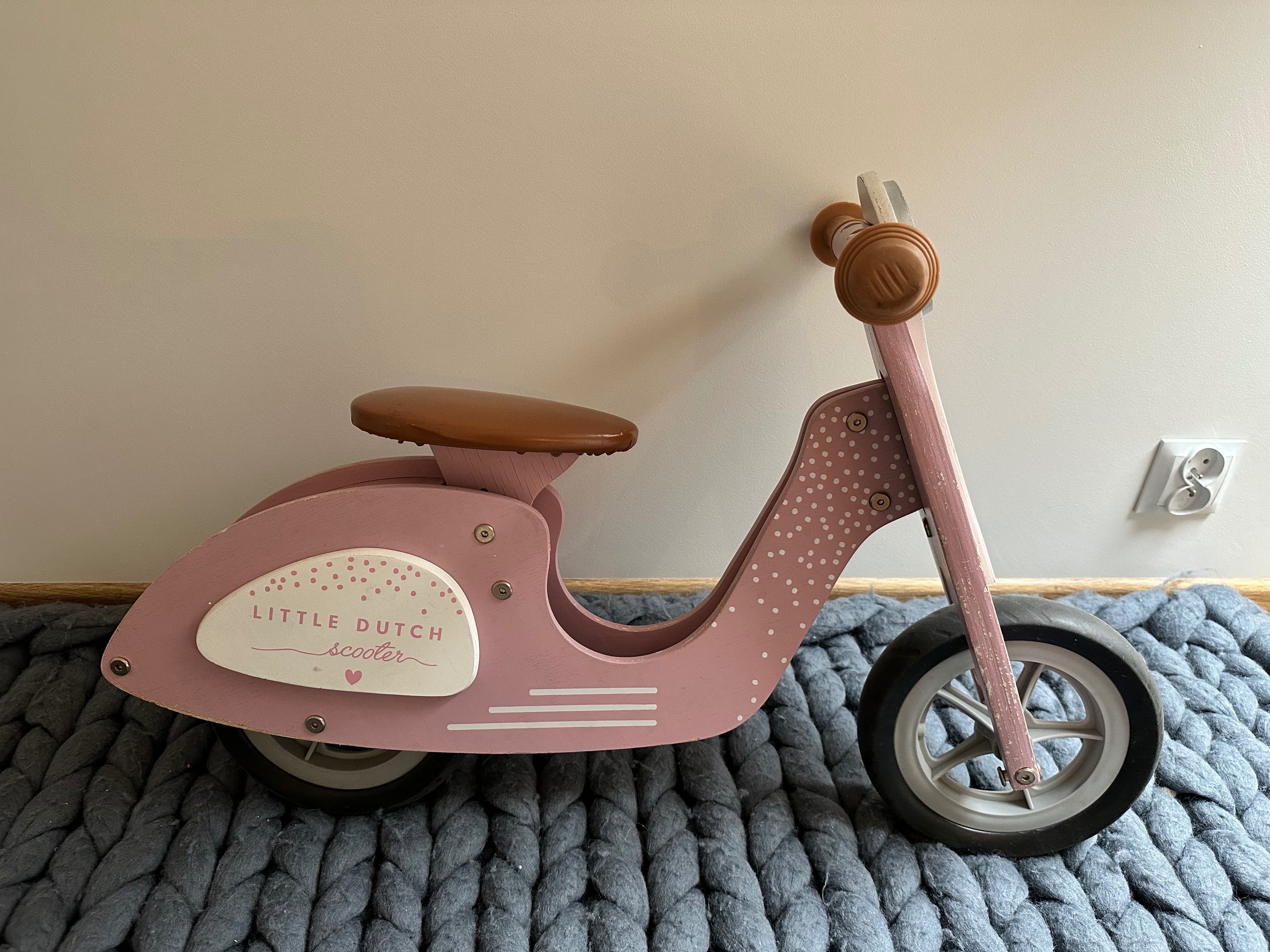 Rowerek biegowy- jeździk, Little Dutch Scooter dla dziewczynki.
