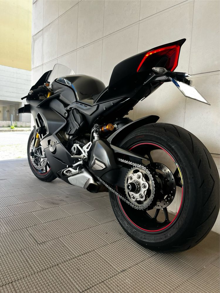Ducati panigale v4s