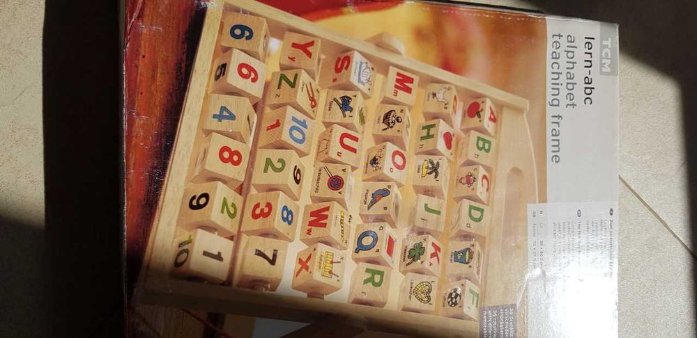 німецька інтерактивна абетка-іграшка