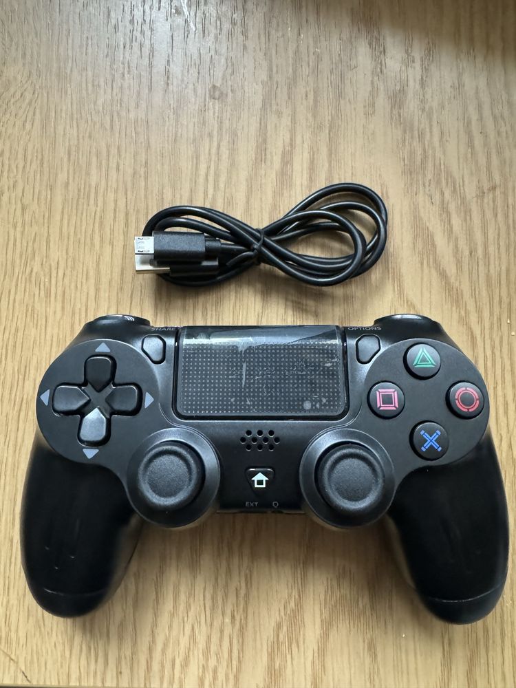 Pad do konsoli PS4 nowy zamiennik