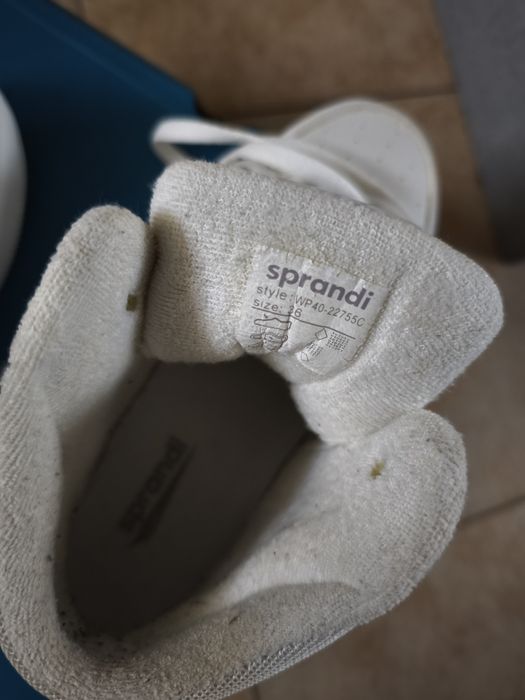 Кеди білі жіночі 36 розмір Sprandi
