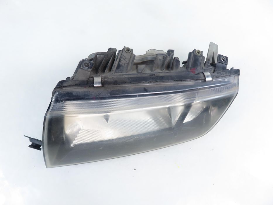 Lampa Lewa Przednia Skoda Fabia I Lift Ciemna