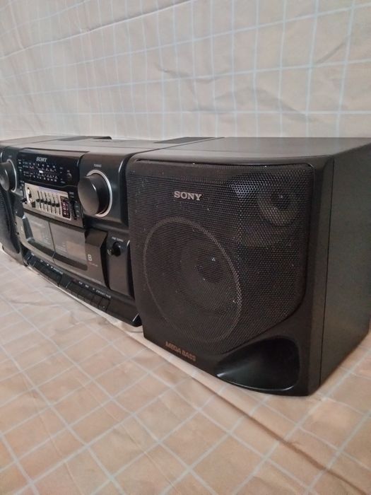 Sony CFS-717S робочий