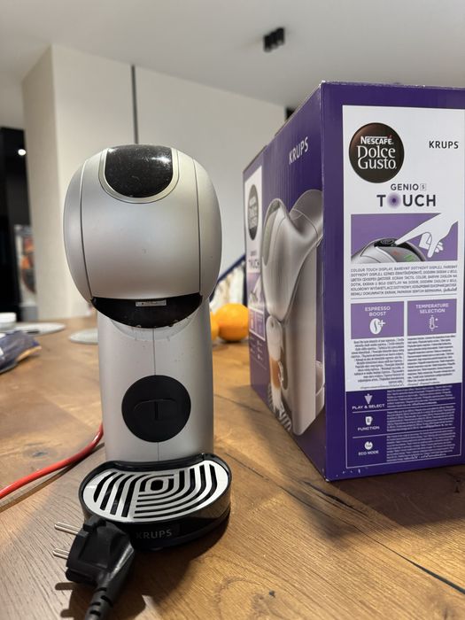 Кавоварка капсульна KRUPS NESCAFE Dolce Gusto Genio S Touch