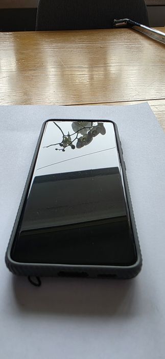Samsung Galaxy S21 Ultra w bardzo dobrym stanie