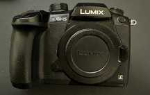 Panasonic Lumix DC-GH5 (Corpo) - 20.3MP - Ligação com dummy