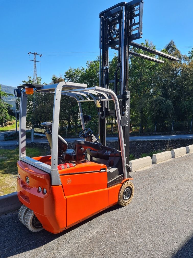 Empilhadores em Barcelos, elétricos, diesel,  gás