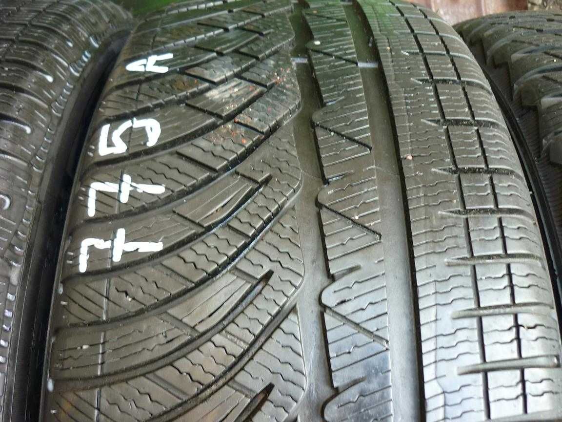 [775 A] 235/45/18 98V XL MICHELIN PILOT ALPIN 4