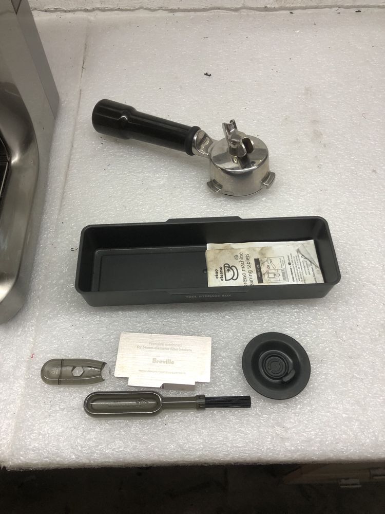Maquina de cafe breville BES880