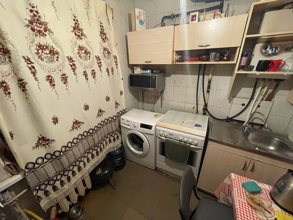 Продам 2к. Квартиру на пр. О. Поля ( Юність)