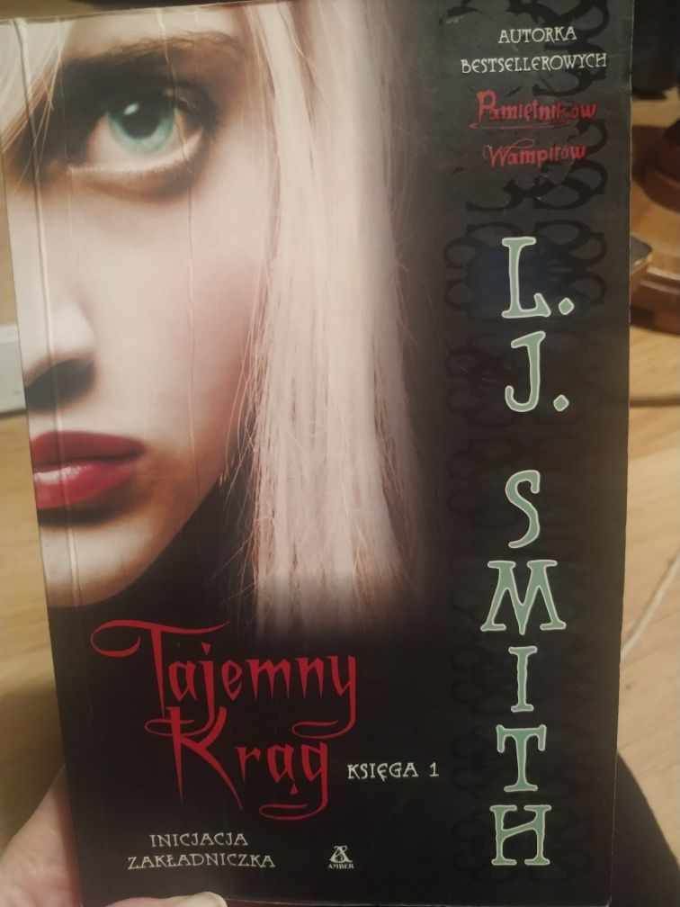 Tajemny krąg księga 1