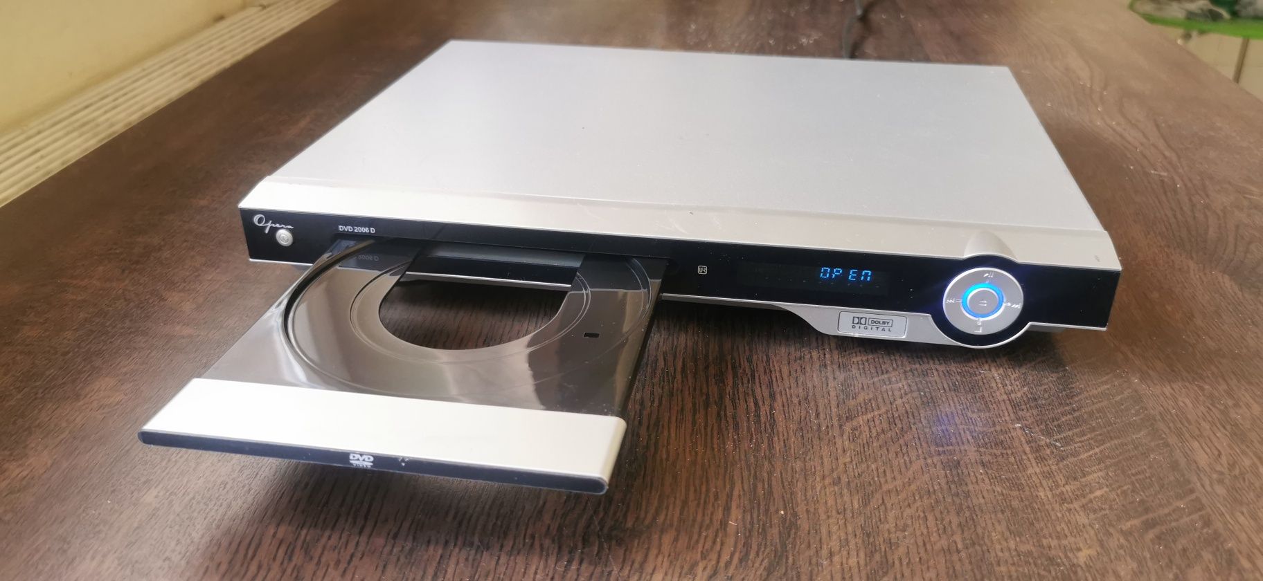 Odtwarzacz DVD/CD Opera DVD 2006 D jak Easy Touch ET 602