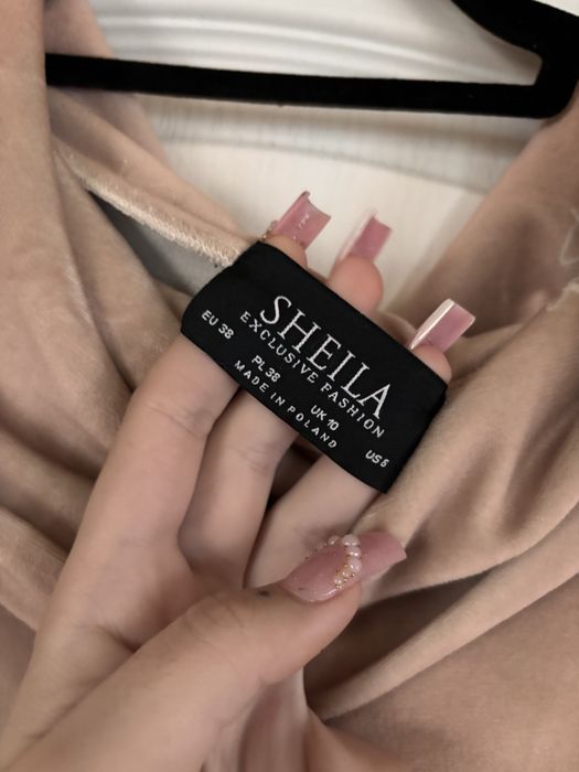 Bluza z kapturem cropp sheila M