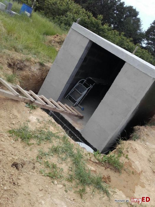 Piwnica betonowa Ziemianka na przetwory, szambo, kanał Grudziądz