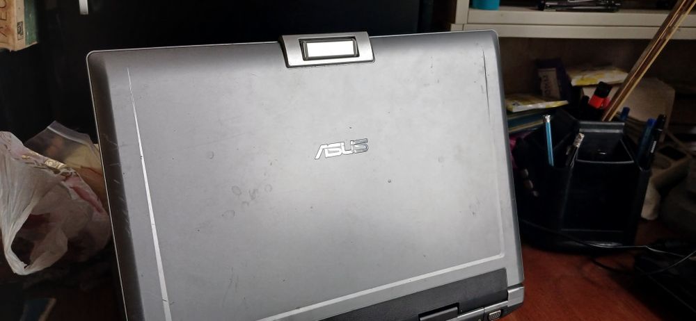 Ноутбук Asus на запчастини