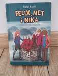 R. Kosik Felix Net i Nika oraz trzecia kuzynka