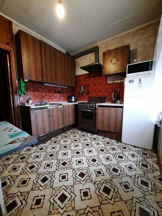 Сдам комнату в 3-комн,квартире по ул.Милославская Троещина