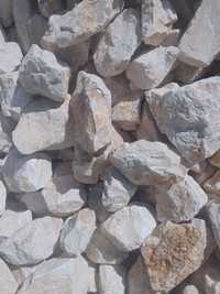 Kamień wapienny kremowy