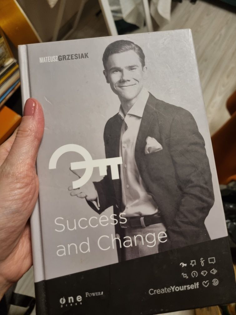 Książka Success and Change Mateusz Grzesiak