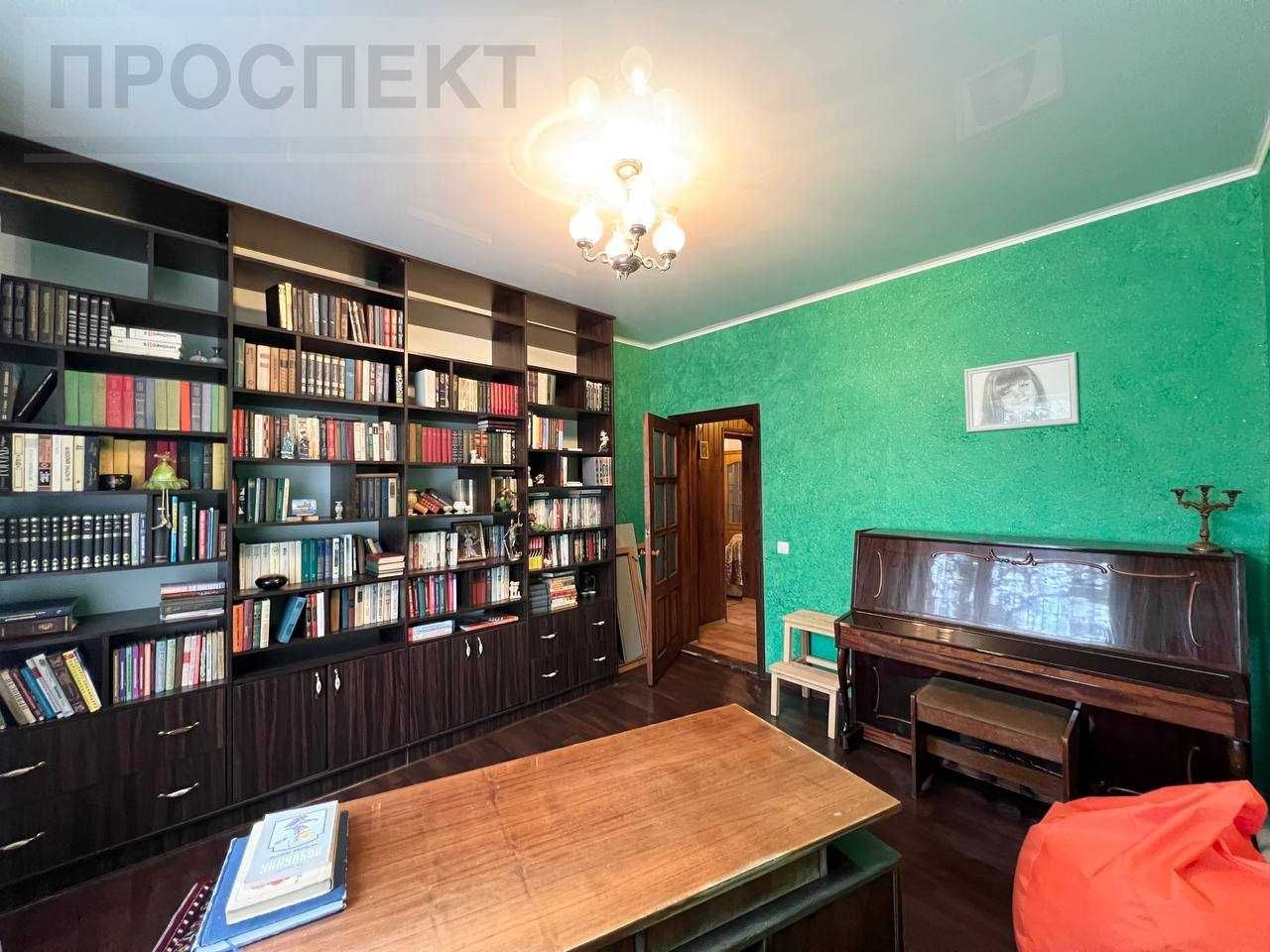 Продам двоповерховий будинок 160м2 на Роменскій (р-н Школа №25)