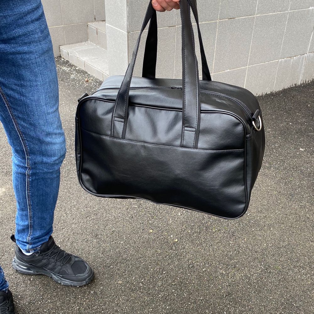 Мужская сумка, дорожная спортивная универсальная, экокожа черная