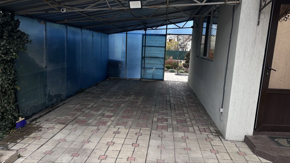 Продам будинок ,всі запитання  по телефону