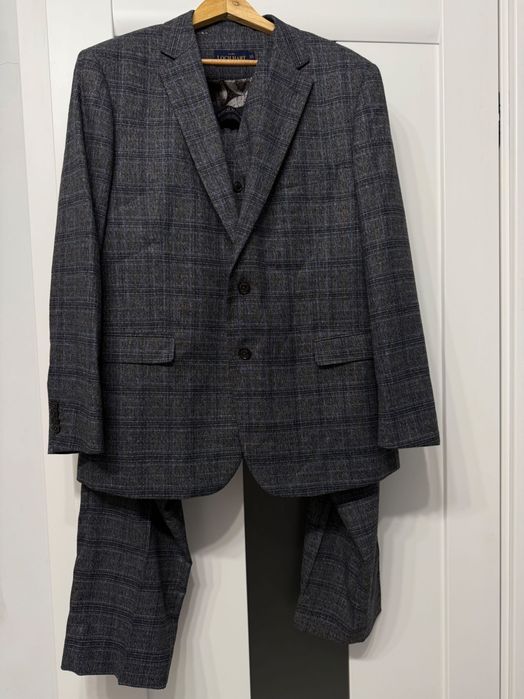 Продаж чоловічий костюм Loch Hart