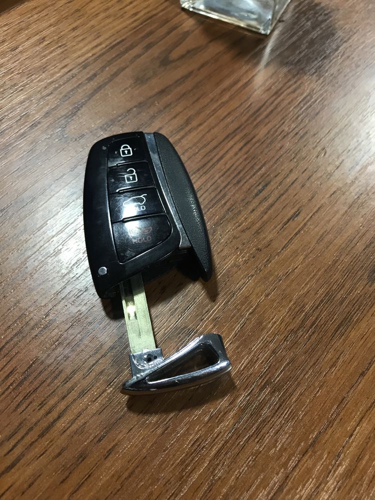 ключ Smart Key HYUNDAI Santa FE