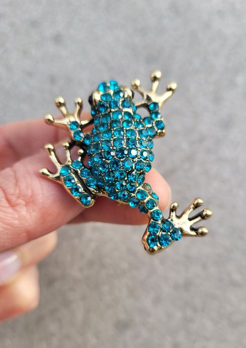 Broszka żabka  turkusowa