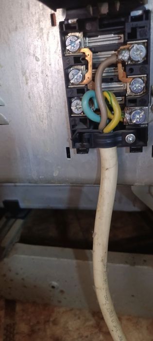 Продам електроплиту gorenje