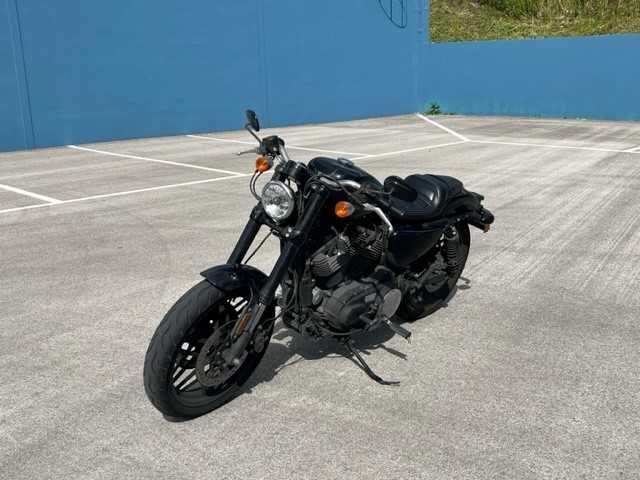 Harley Davidson Sportster 1200 Roadster