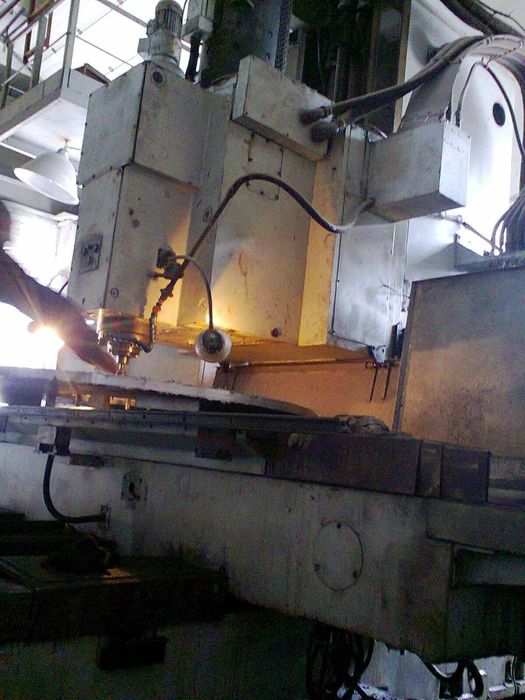 Продам великий фрезерний станок 65А80Ф с ЧПУ