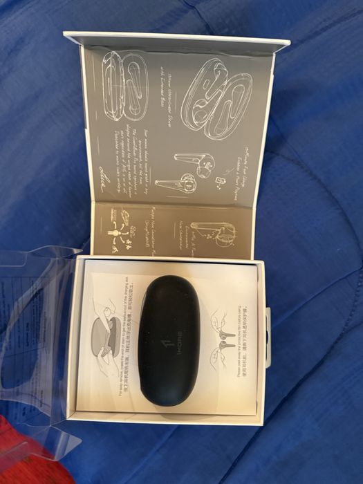 Продаю наушники 1MORE в отличном состоянии