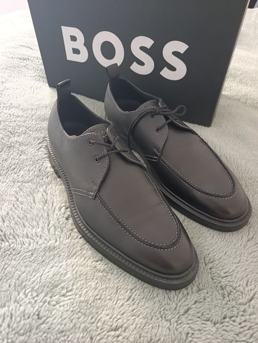 Sapatos tamanho 41 Hugo Boss
