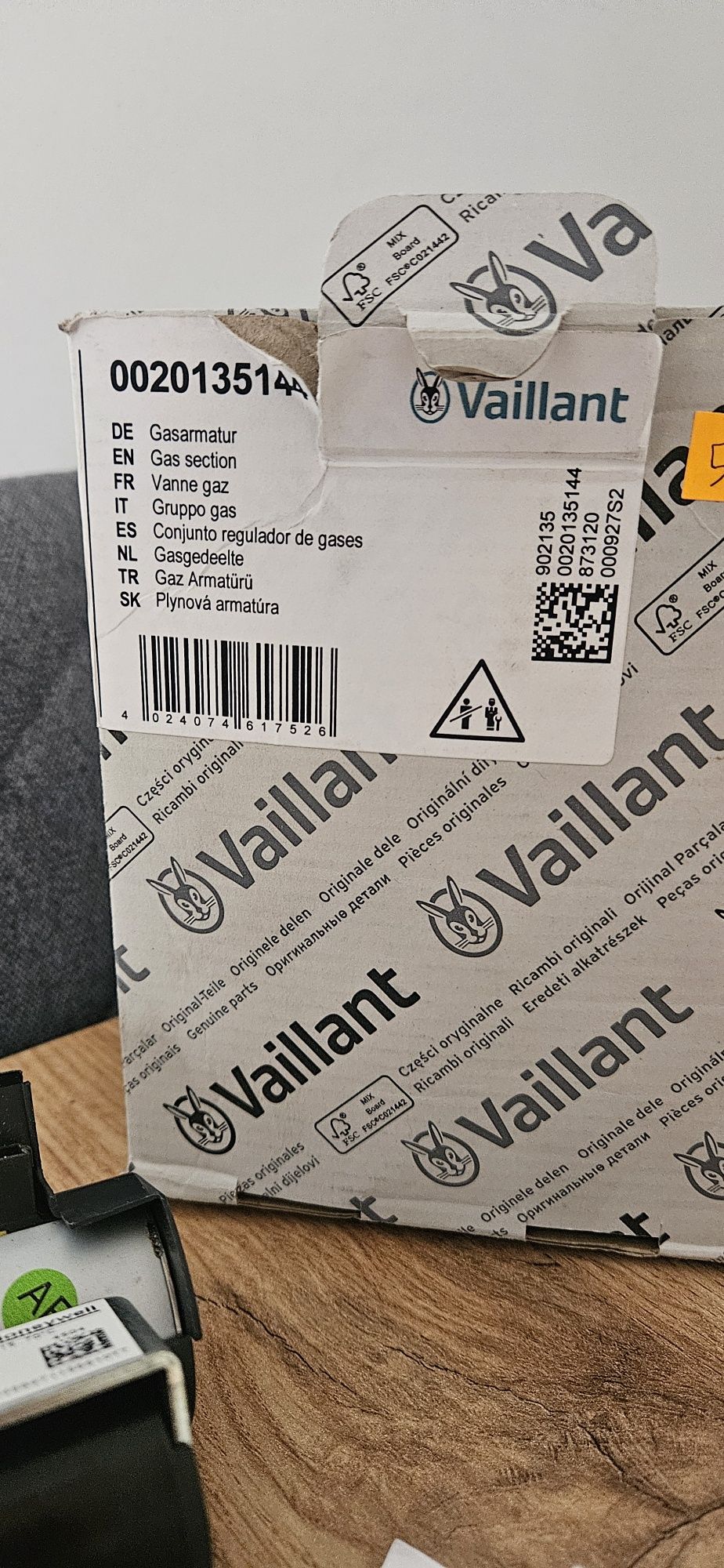 Blok gazowy Honeywell VK8515M 4504 Vaillant zawór