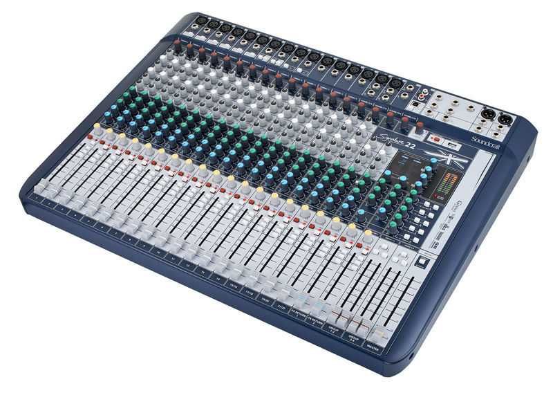 Компактный аналоговый микшерный пульт Soundcraft Signature 22