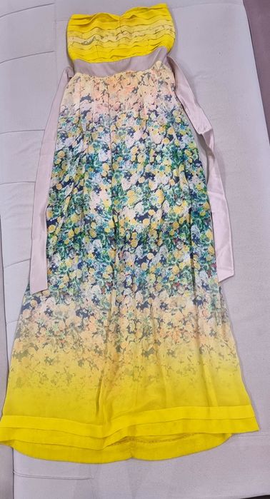 Летнее платье макси без бретелей