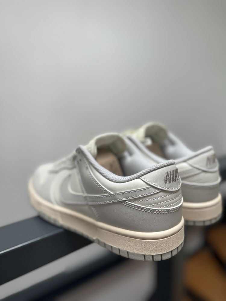 Nike dunk low ligth Bone