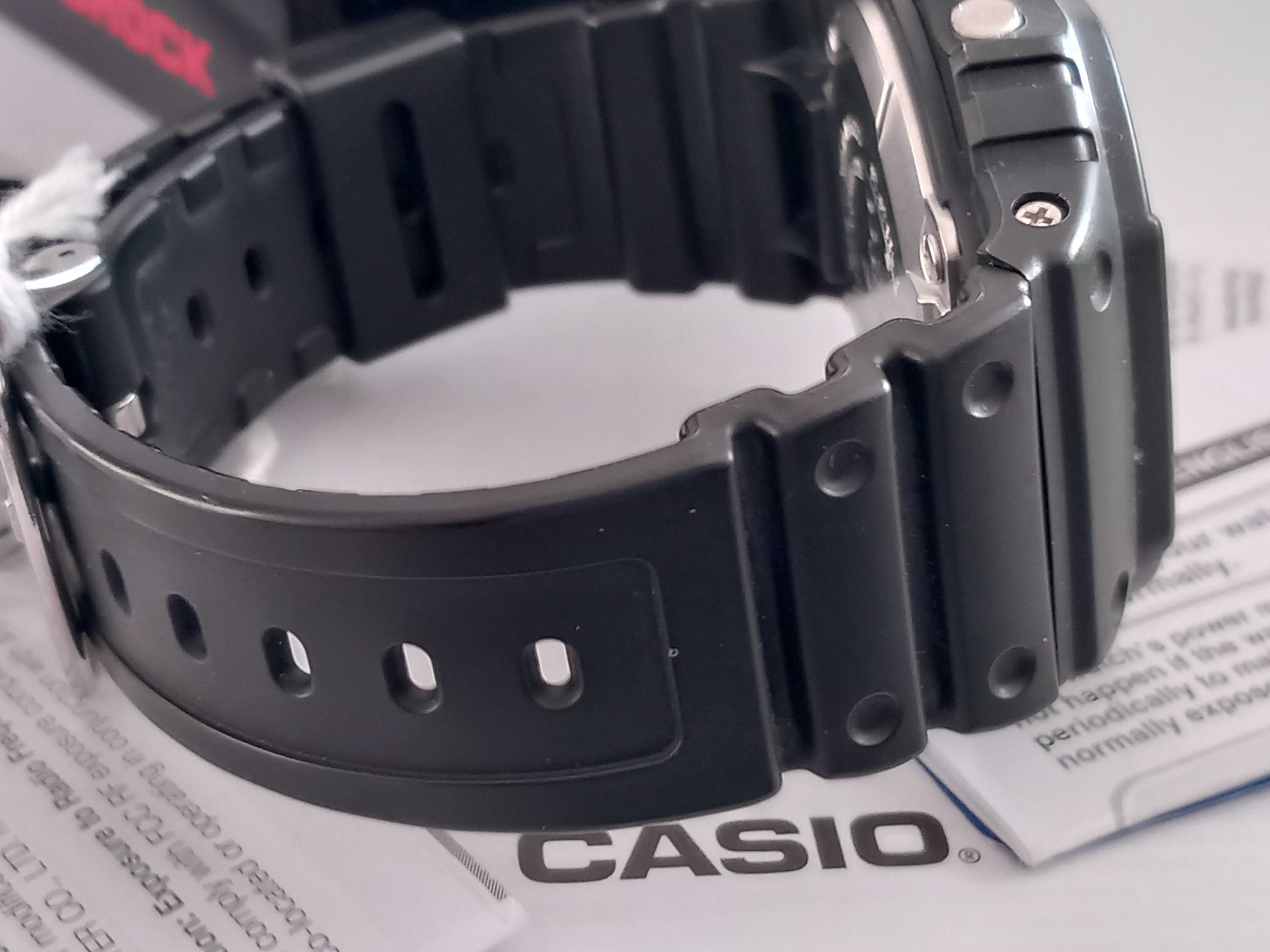 Zegarek Casio G-Shock GW-B5600 - komplet