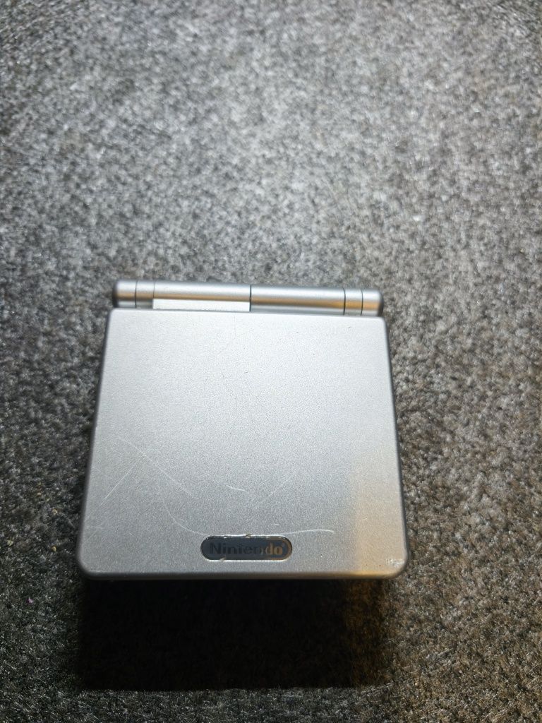 Nintendo gameboy advance sp