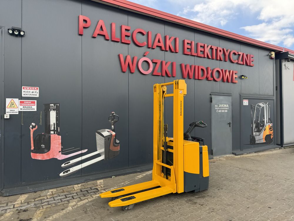 Paleciak elektryczny Jungheinrich 470 cm 1400 kg ERC Z 14 wózek