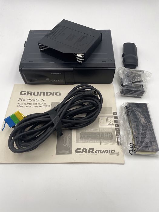 Grundig MCD-36 CD-Changer Autoradio