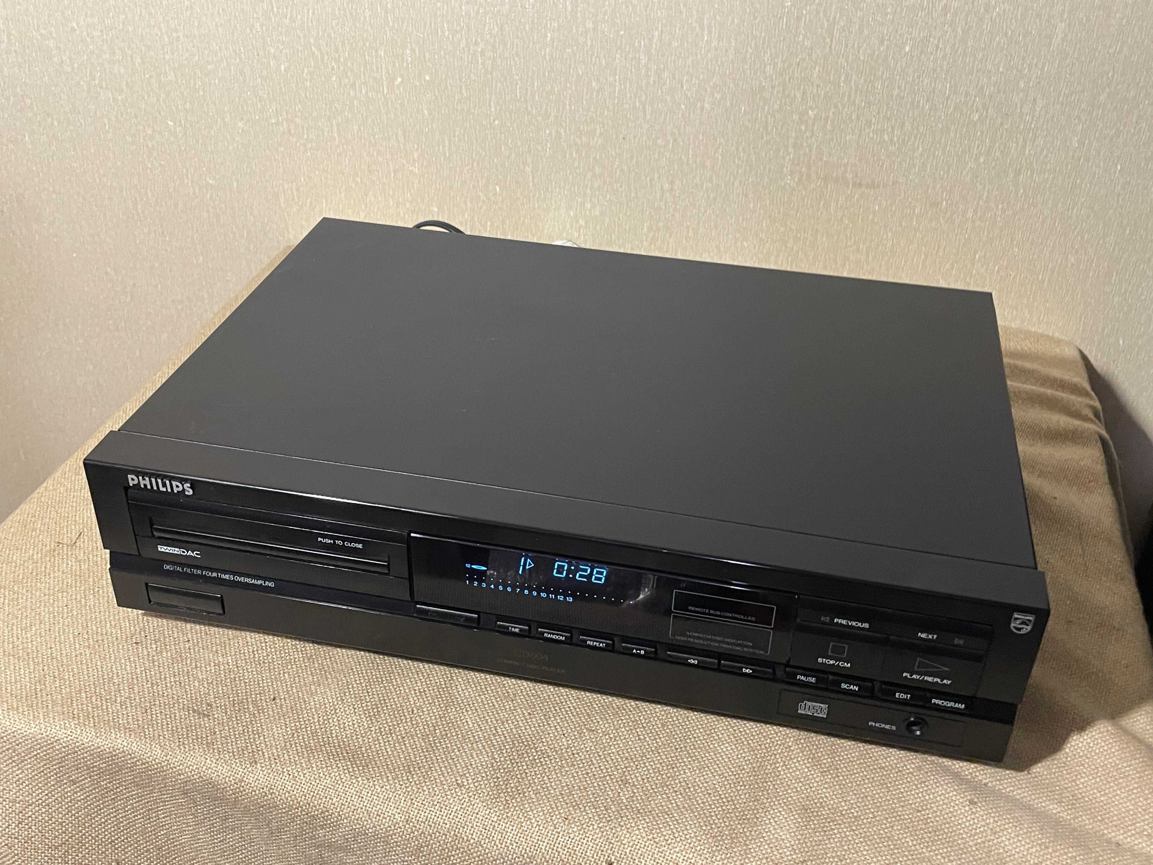 CD-проигрыватель PHILIPS CD-604 (TDA1543 / CDM-4/19)