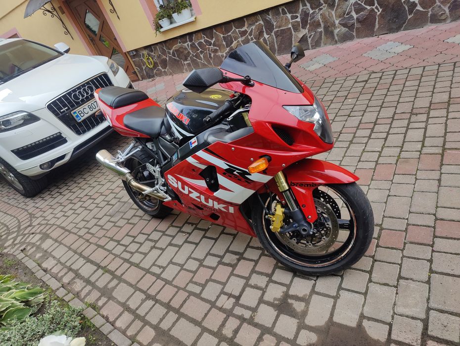 Suzuki gsx 750 r