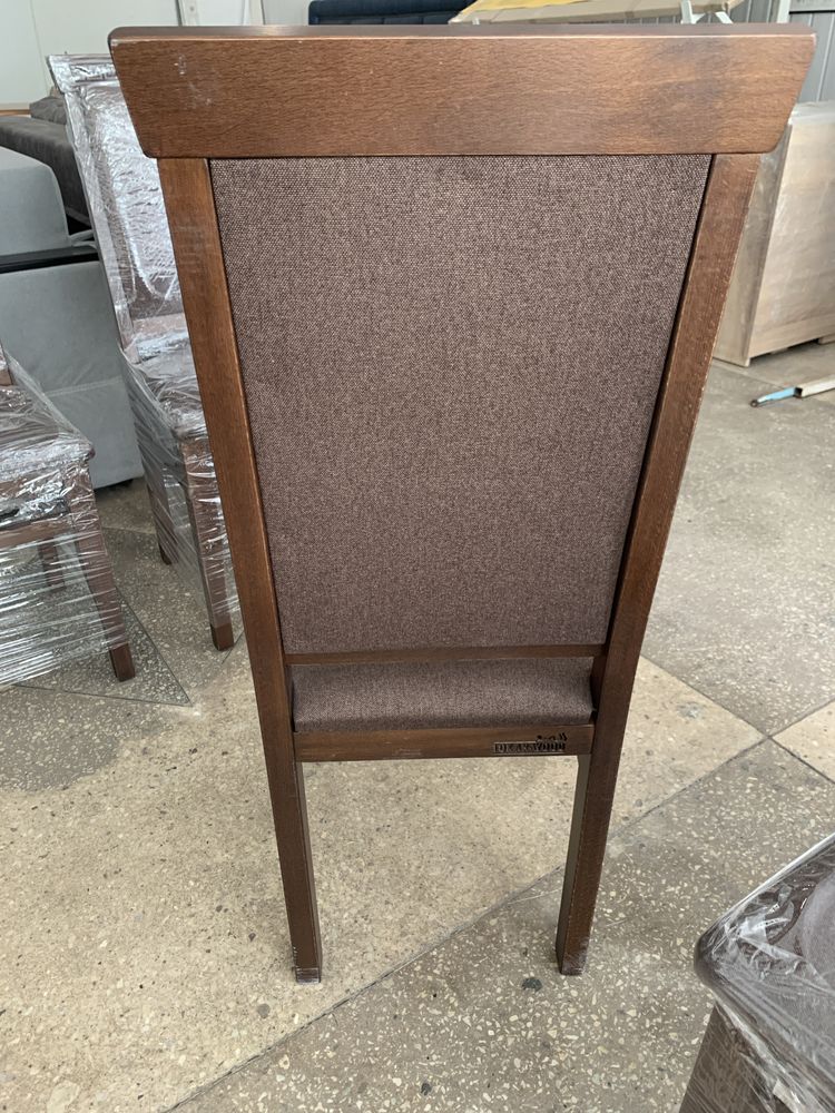 Деревʼяний стілець крісло табуретка у вітальню кухню кресло опт меблі
