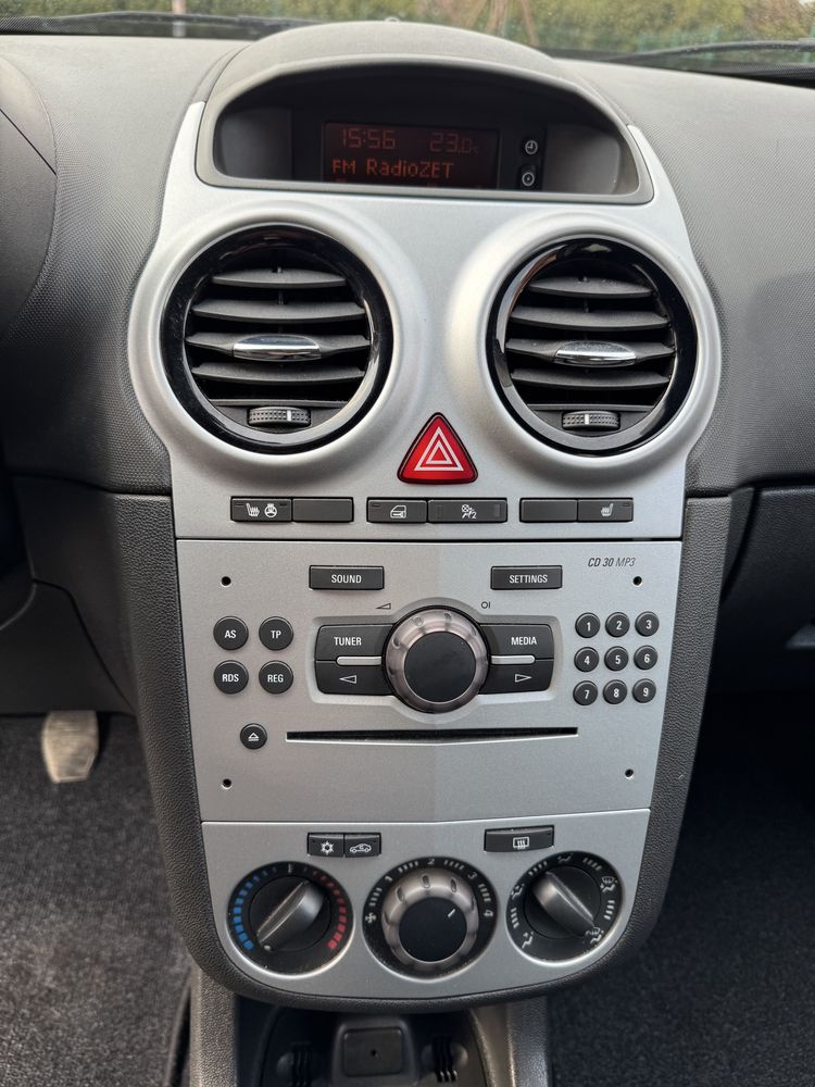 Opel Corsa D LIFT, Grzana Kierownica, Skóry, Nowe Opony, Jak Nowy