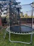Trampolina ogrodowa