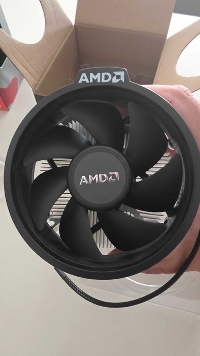 AMD Ryzen 5 3600 - Processador com dissipador de calor Wraith Stealth